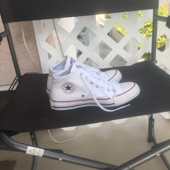 Converse Shoes - Chuck Taylor all star Mid Top Sneaker